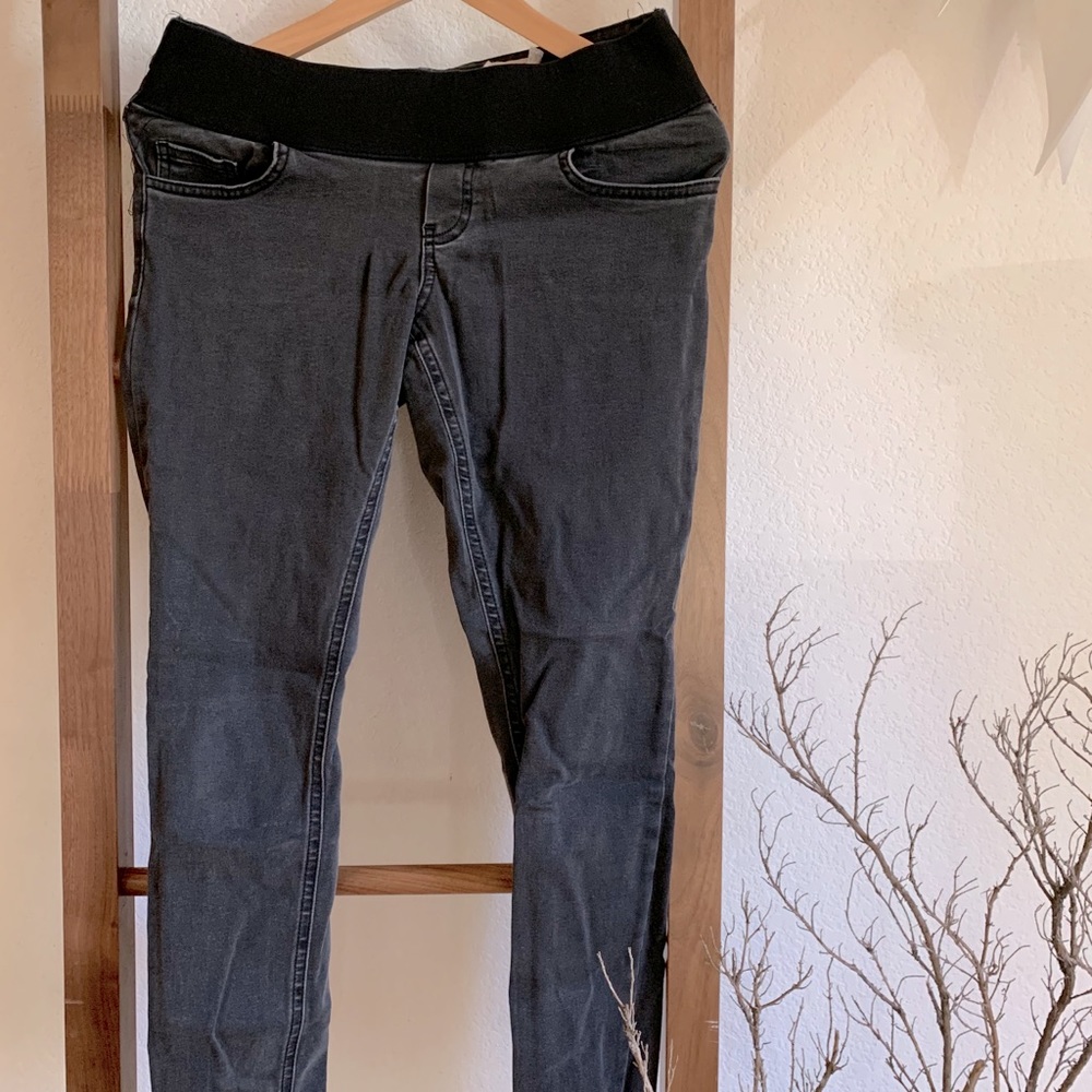 ASOS DESIGN Maternity High Rise Skinny Jean